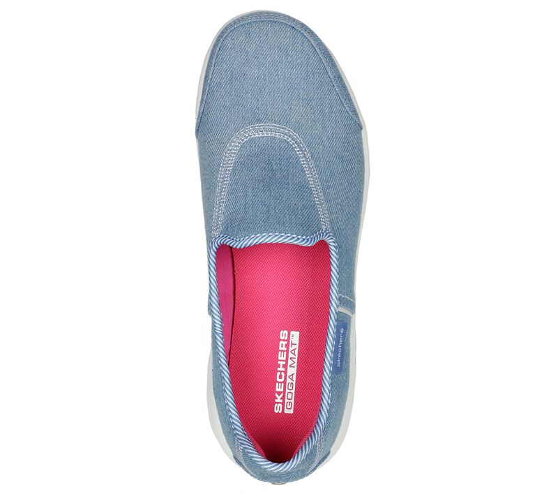 Dámské Ležérní Tenisky Skechers GO WALK Travel - Classic Point Světle Blankyt | CZ.124470LTDN