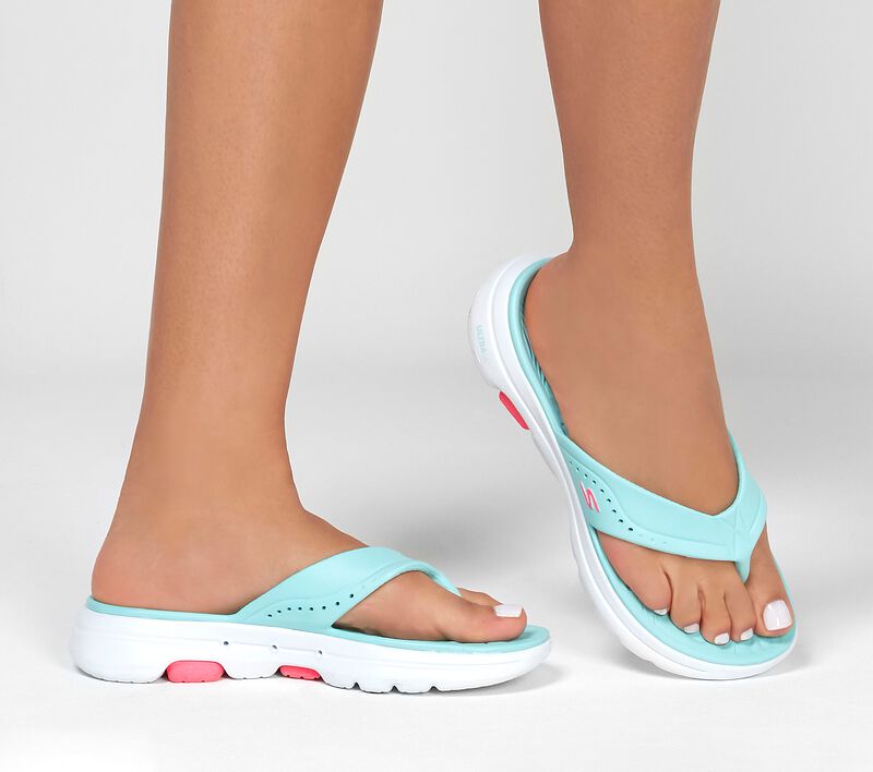 Dámské Sandály Skechers Foamies: GOwalk 5 - Bali Světle Tyrkysové | CZ.111100AQUA