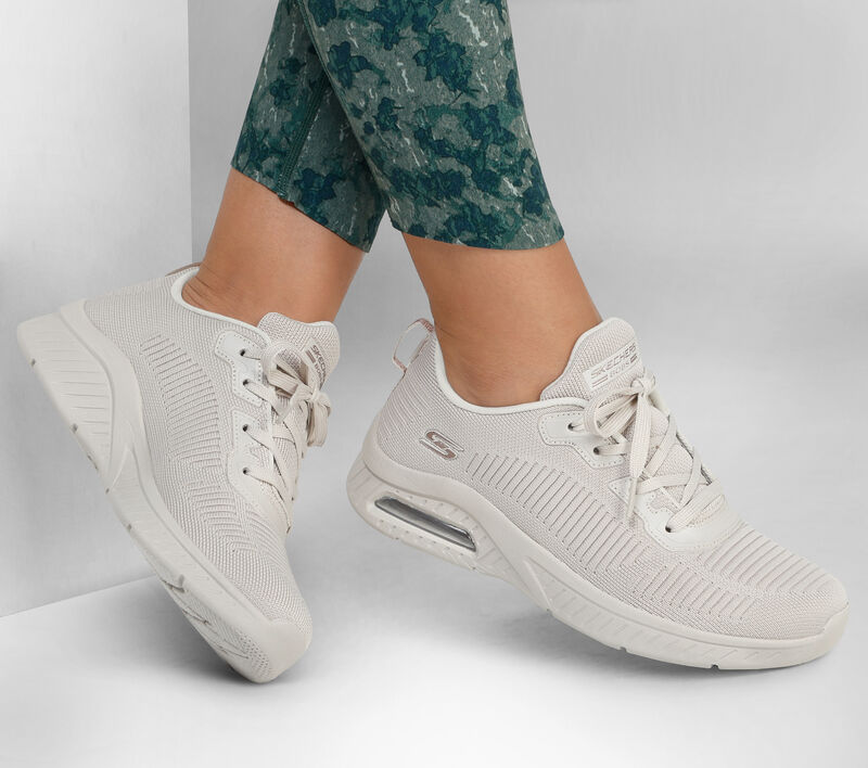 Dámské Sportovní Tenisky Skechers BOBS Squad Air - Close Encounter Béžový | CZ.117378NAT