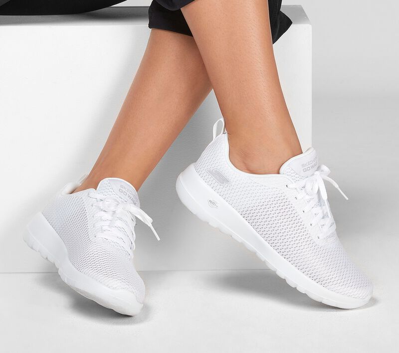 Dámské Sportovní Tenisky Skechers GOwalk Joy - Paradise Bílé | CZ.15601WHT