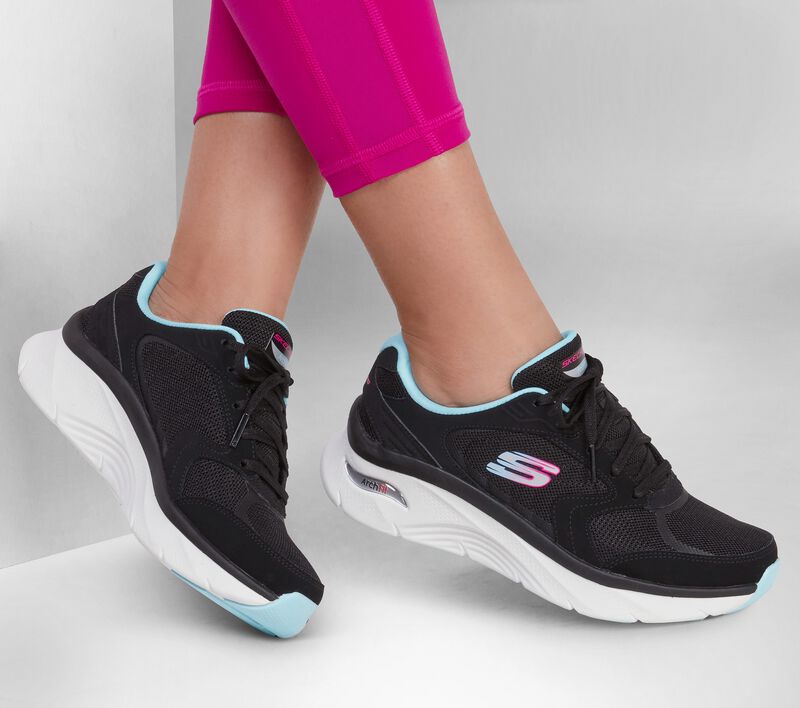 Dámské Sportovní Tenisky Skechers Relaxed Fit: Arch Fit D'Lux Černé Blankyt | CZ.149686BKBL