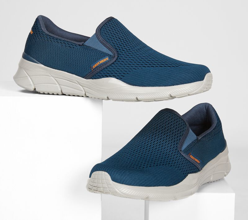 Pánské Ležérní Tenisky Skechers Relaxed Fit: Equalizer 4.0 - Triple-Play Tmavě Blankyt Oranžové | CZ.232016NVOR